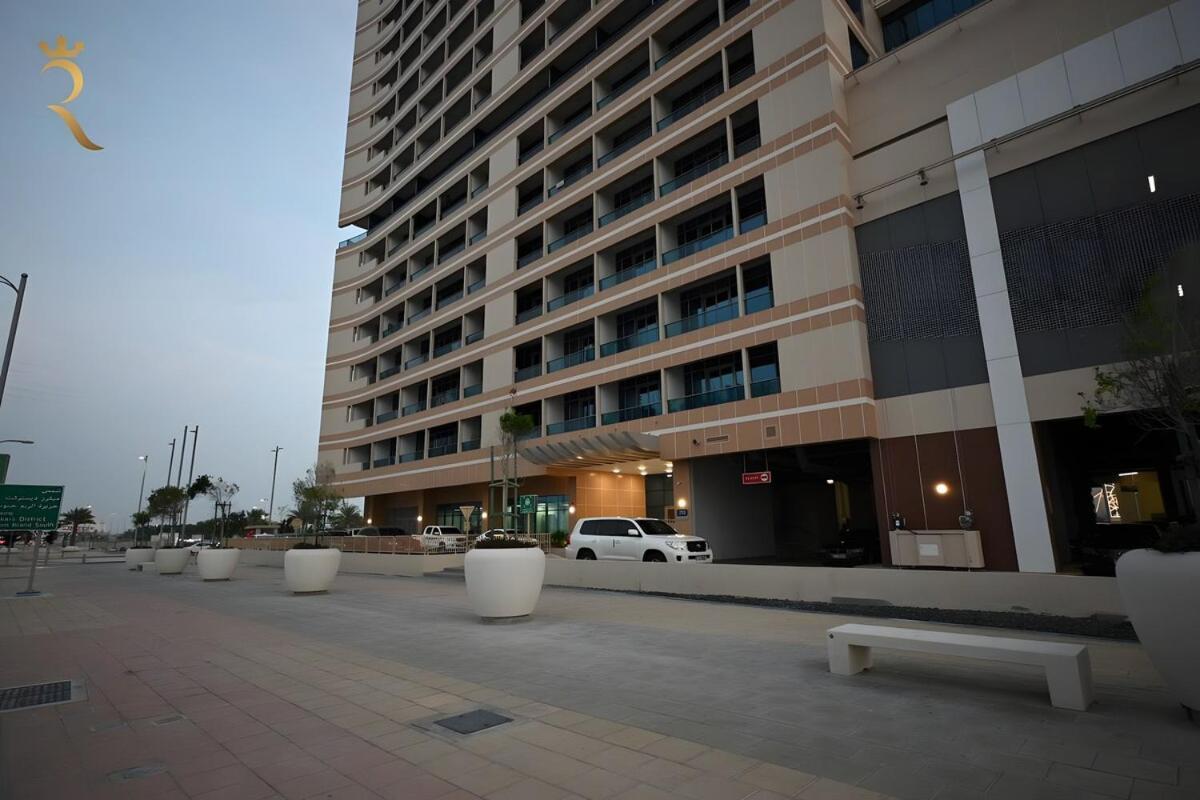 Modern In Al Reem Julphar Pool And Gym